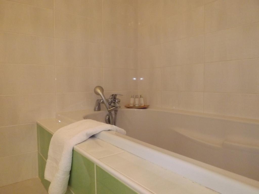 Le Chalet D'Heidi บูร์-แซ็งต์-โมริซ ภายนอก รูปภาพ